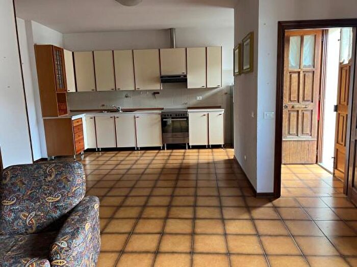 Appartamento trilocale in vendita in Vesale, Sestola