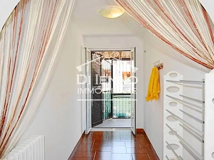 Appartamento trilocale in vendita in Rignano Flaminio