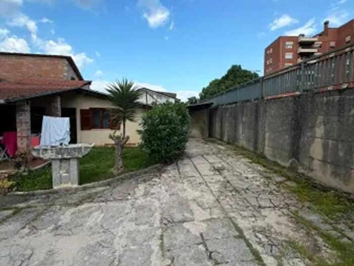 Casa con 6 locali in vendita in Via Cavoni, Frosinone