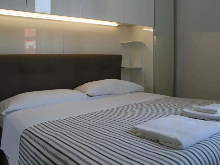 Appartamento monolocale in affitto in Via Nino Bixio, Milano