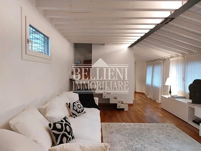 Appartamento trilocale in vendita in Contrada Torretti, Vicenza