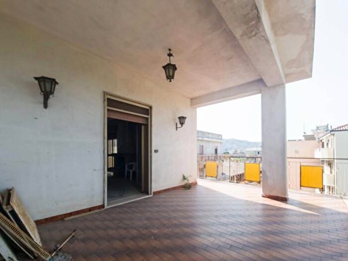 Appartamento con 5 locali in vendita in Via Nazionale b, Reggio Calabria