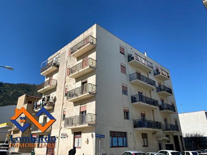Appartamento con 5 locali in vendita in Via della Repubblica, Castellammare Del Golfo