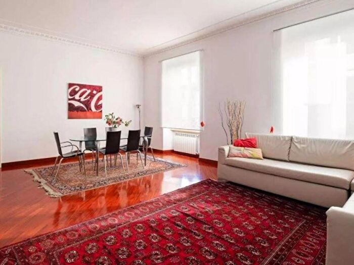 Appartamento trilocale in affitto in Via Santamaura, Cipro, Roma