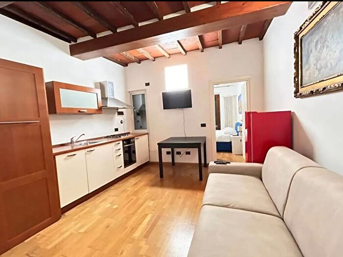 Appartamento trilocale in affitto in Via Romana, Santo Spirito, Firenze