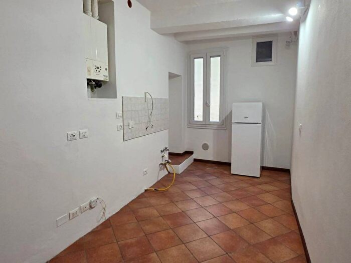 Appartamento trilocale in affitto in Via Broccaindosso, San Vitale, Bologna