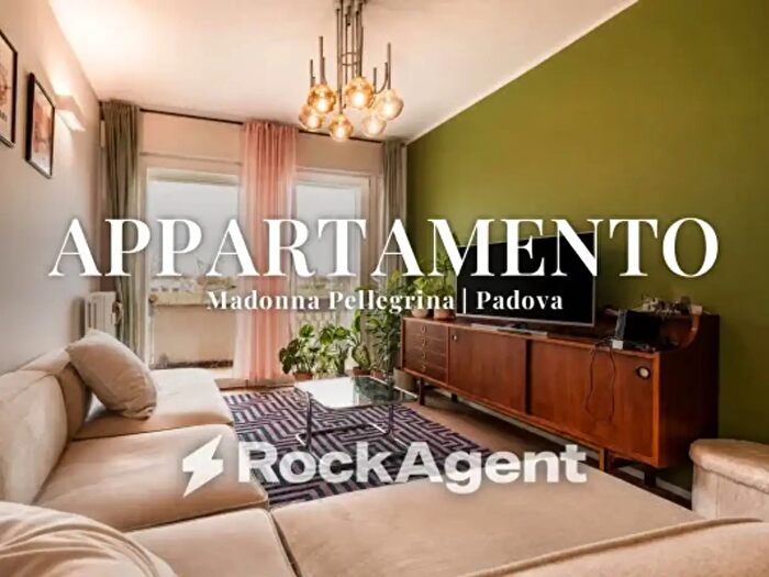Appartamento con 5 locali in vendita in Via Cardinale Bessarione, Padova