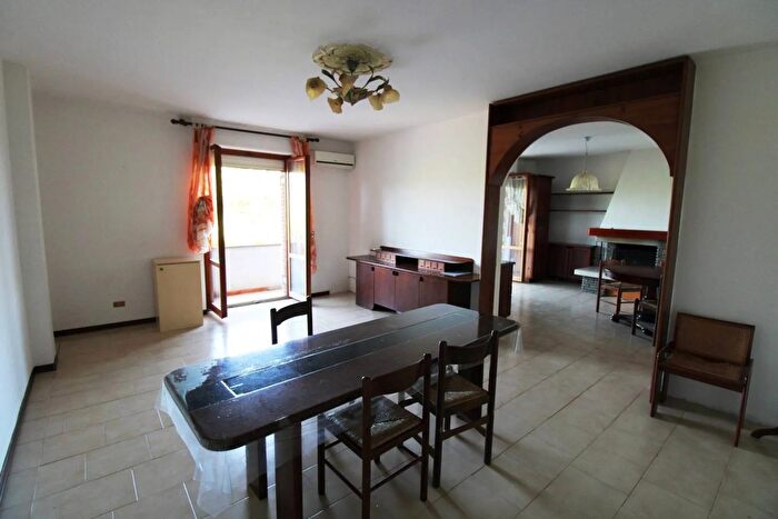 Appartamento quadrilocale in vendita in Via Molise Civitanova Marche, Civitanova Marche