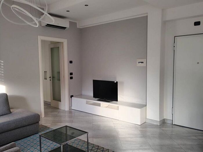 Appartamento trilocale in affitto in VIA COLLEVERDE, Le Grazie, Ancona