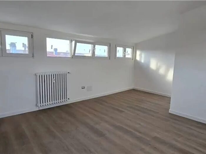 Appartamento trilocale in vendita in Modena