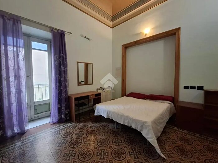 Appartamento con 6 locali in vendita in Via Pacini, Catania