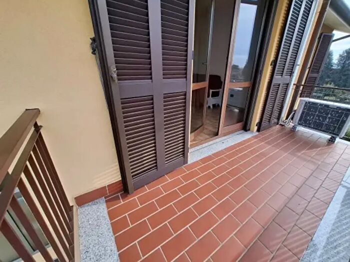 Appartamento quadrilocale in vendita in Via Dottor l Carcano, Rovello Porro