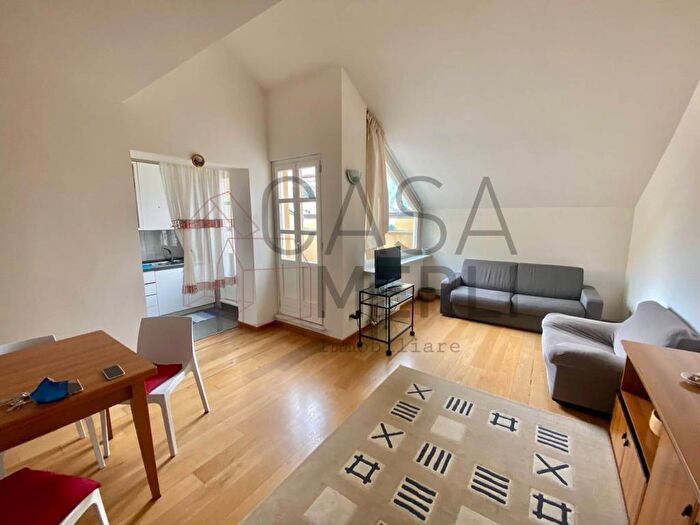 Appartamento bilocale in affitto in Via SantAnselmo, Centro, Aosta