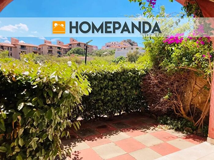 Appartamento con 5 locali in vendita in Via Padule, La Maddalena