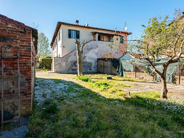 Appartamento trilocale in vendita in a di Favella, Pontedera