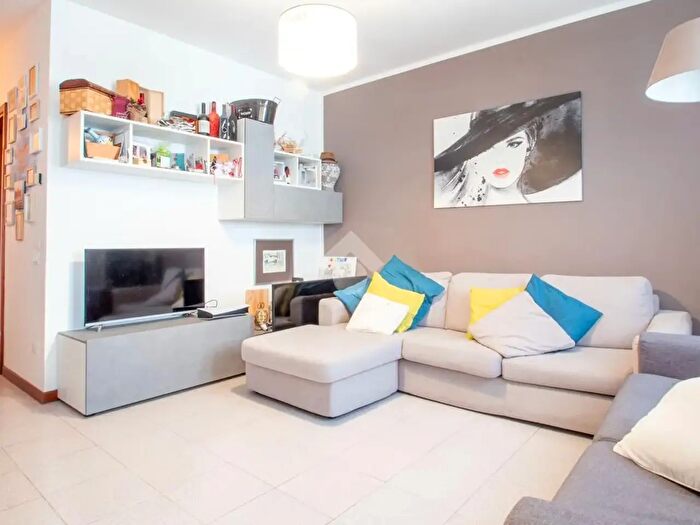 Appartamento trilocale in vendita in Via Pedrollo, Caldogno