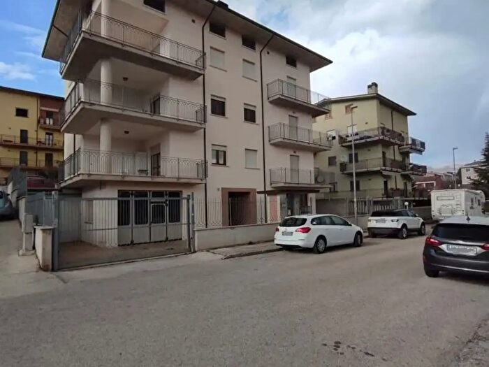 Appartamento trilocale in vendita in Via Cappadocia, LAquila