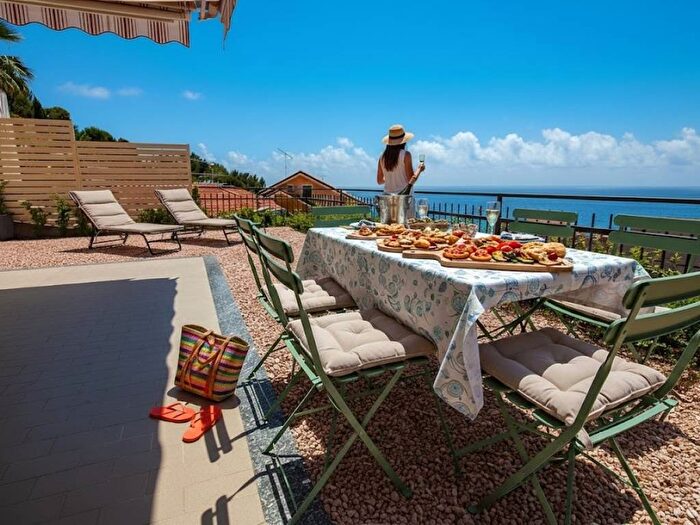 Appartamento bilocale in affitto in Via Piani Paorelli, Piani Paorelli, Costarainera