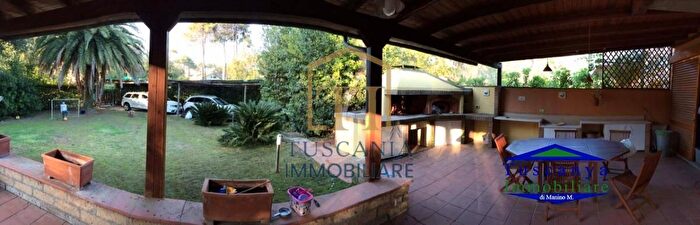 Casa con 5 locali in vendita in Castiglione Della Pescaia