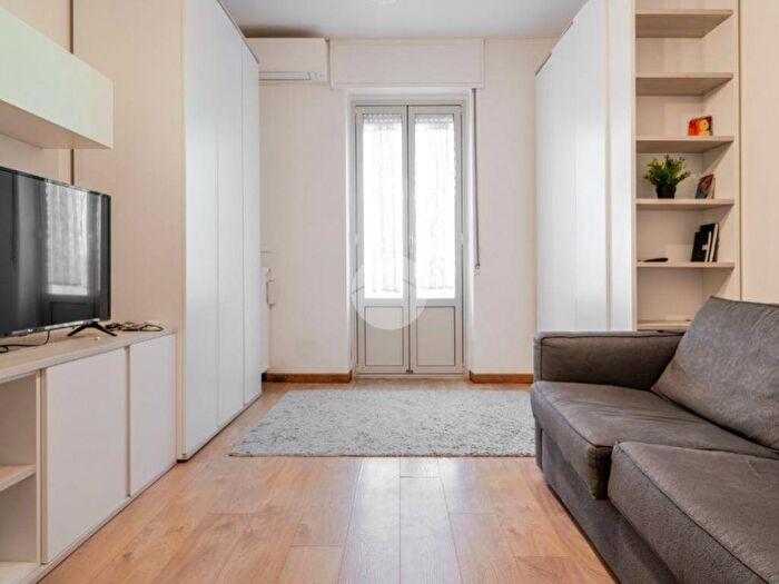 Appartamento bilocale in affitto in Via Saverio Altamura, San Siro, Milano