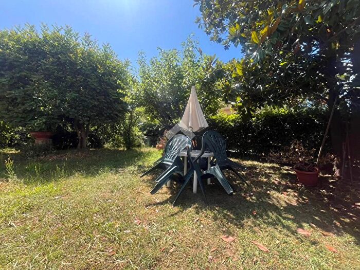 Casa con 6 locali in vendita in Via San Bartolomeo, Sarzana