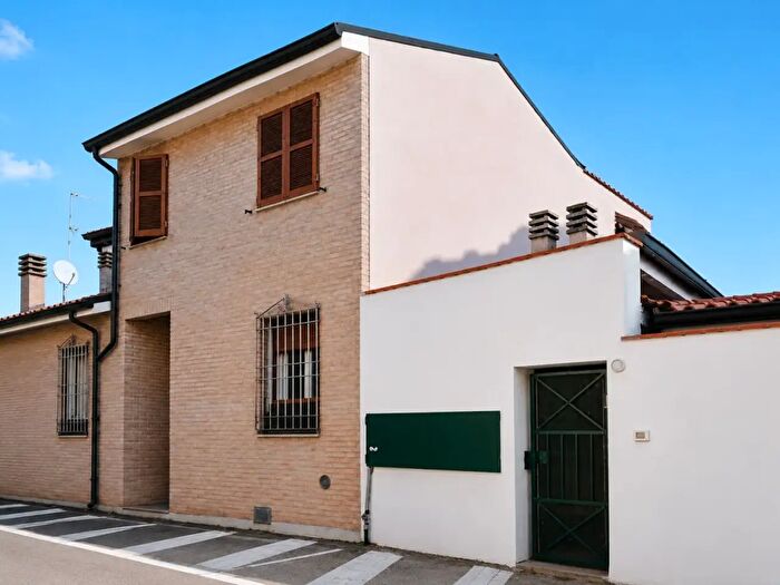 Appartamento bilocale in vendita in Via del Portone, Ravenna