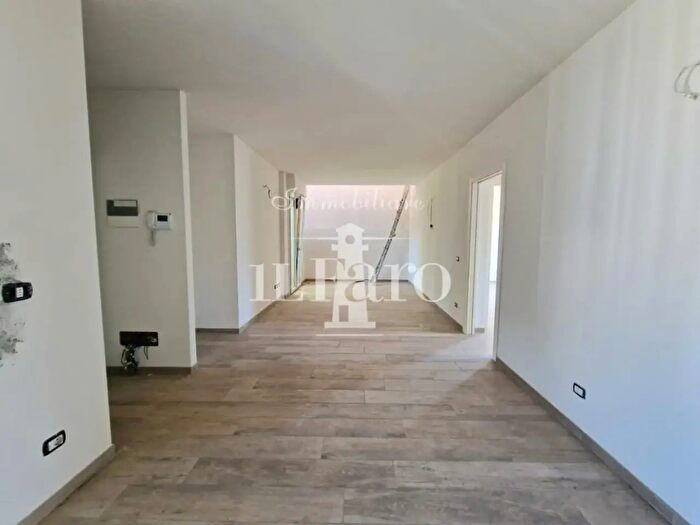 Appartamento trilocale in vendita in Iotto, Campi Bisenzio