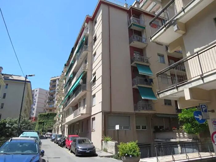 Appartamento bilocale in vendita in Via Sinibaldo Scorza, Genova