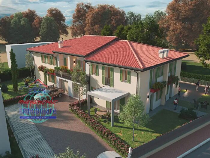 Casa con 5 locali in vendita in Via della Pace Snc, Sala Bolognese