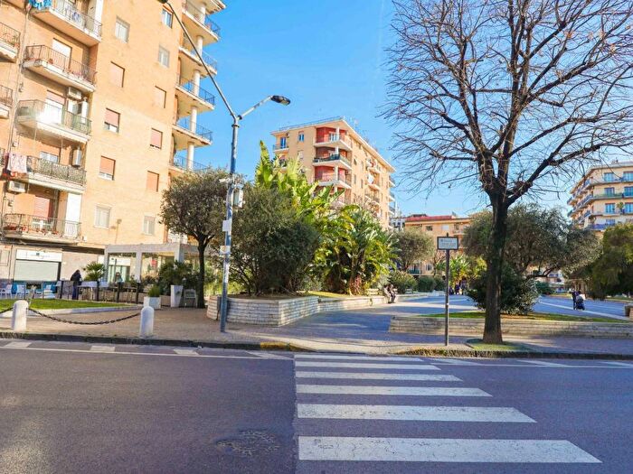 Appartamento trilocale in vendita in Via Pietro Mascagni, Piazza Primavera Passariello, Pomigliano d'Arco