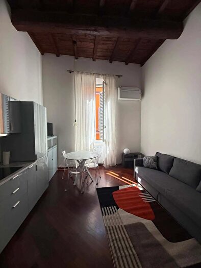 Appartamento monolocale in affitto in Via Castiglione, Bologna