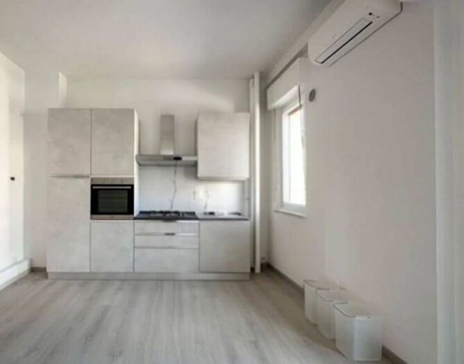 Appartamento con 5 locali in affitto in Viale Giuseppe Verdi, San Pietro Martire Erbarella, Jesi