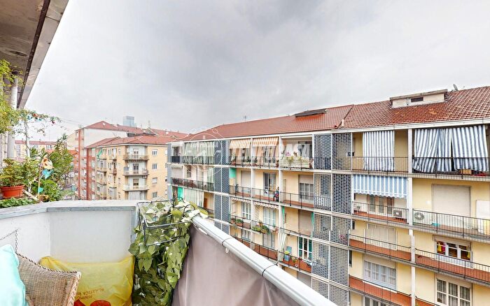 Appartamento bilocale in vendita in Via Monastir, Torino