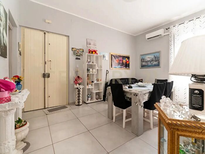 Appartamento trilocale in vendita in Via Nuovalucello, Catania