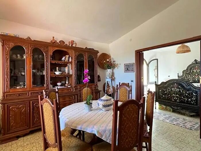 Casa con 5 locali in vendita in Sinnai