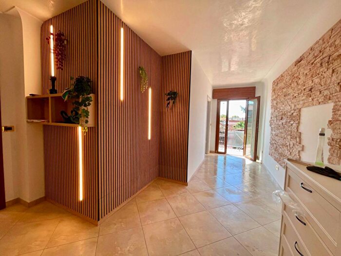 Appartamento con 5 locali in affitto in Via Guizza in Conselvana, Guizza, Padova