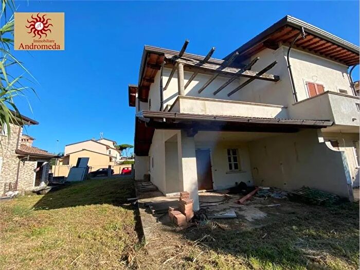 Casa in vendita in Forte Dei Marmi