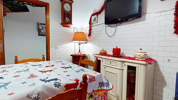 Appartamento trilocale in vendita in Via S Francesco, Francavilla Fontana