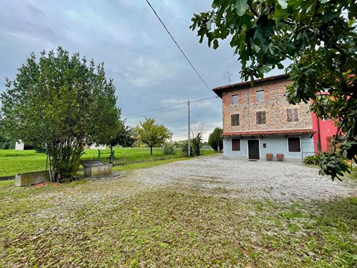 Casa con 5 locali in vendita in San Vito Al Tagliamento