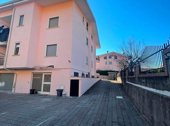 Appartamento con 5 locali in vendita in Via Enzo Ferrari Castrolibero Cosenza Calabria Italia, Castrolibero
