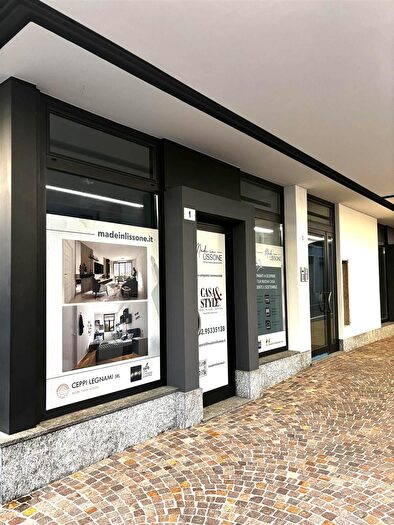 Case in Vendita e in Affitto - 3