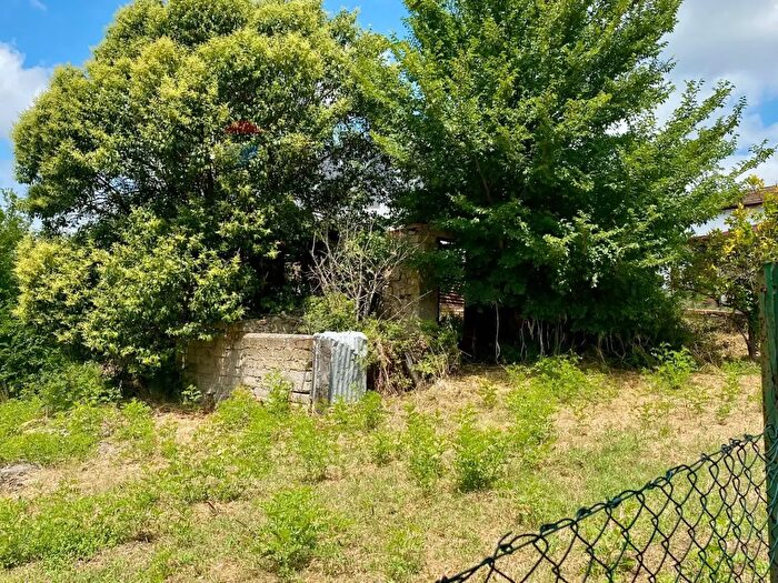 Casa bilocale in vendita in Santi Cosma E Damiano
