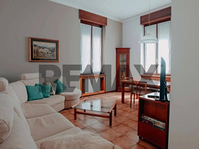 Appartamento trilocale in vendita in Via Montebello, Brescia