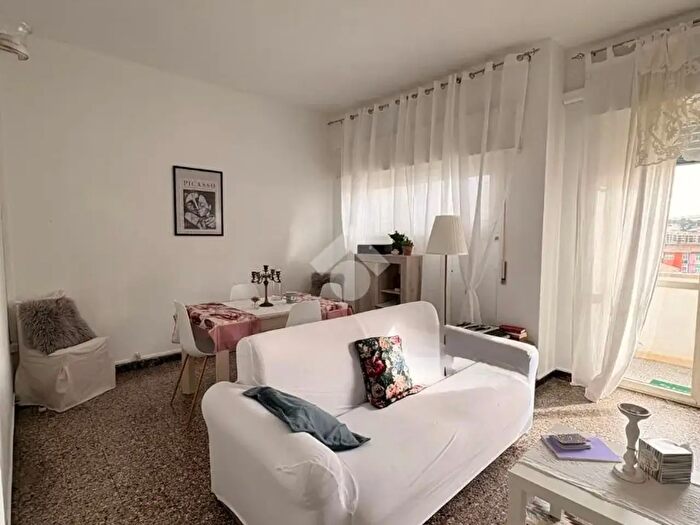 Appartamento quadrilocale in vendita in Via Monsignor Piovella, Cagliari