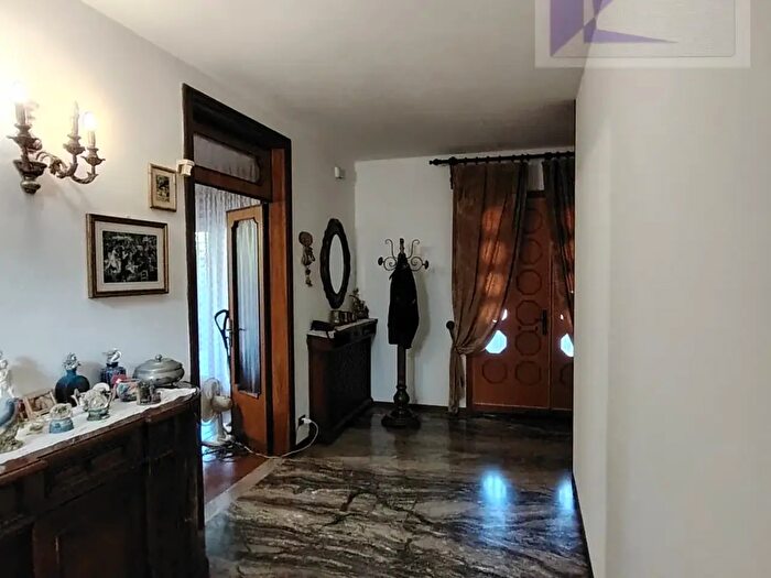 Casa con 5 locali in vendita in Borgoricco