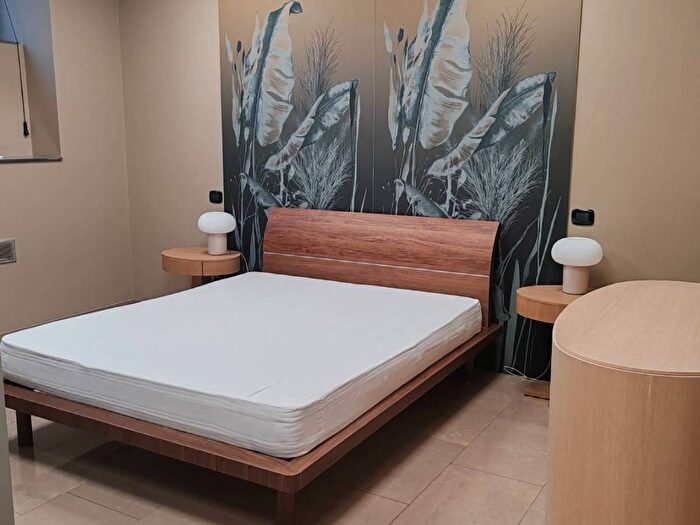 Appartamento trilocale in affitto in Via Rubens, Gambara, Milano