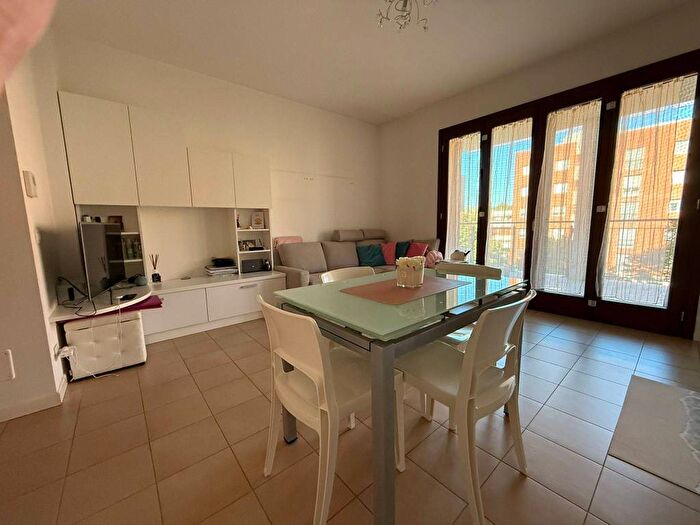 Appartamento bilocale in affitto in Via Cesare Battisti, Centro, San Donato Milanese