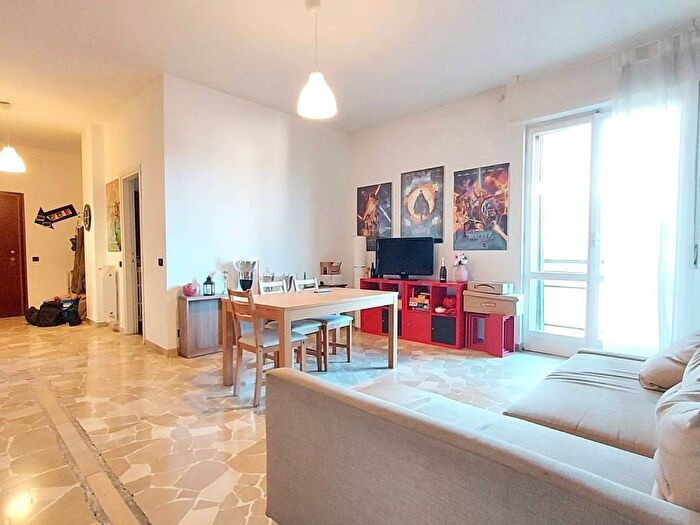 Appartamento con 5 locali in affitto in Via Don Luigi Bettinetti, San Carlo San Paolo, Rho