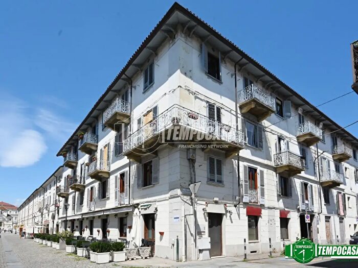 Appartamento bilocale in vendita in Via Cesare Battisti, Venaria Reale