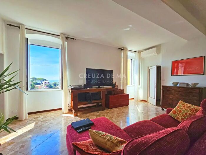 Appartamento con 5 locali in vendita in Via Aurelia, Zoagli